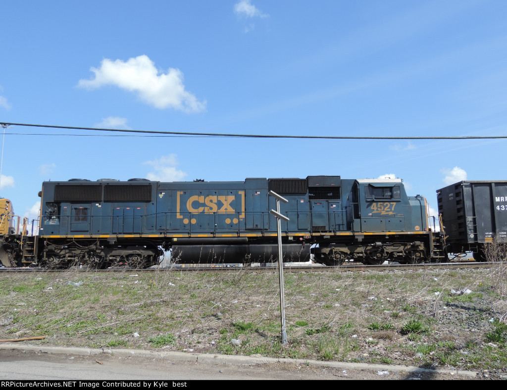 CSX 4527